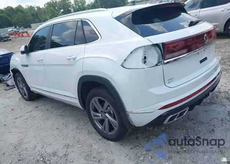 2024 Volkswagen Atlas Cross Sport 2.0T Sel R-Line z USA, uszkodzony, nr VIN 1V2AE2CA1RC253781